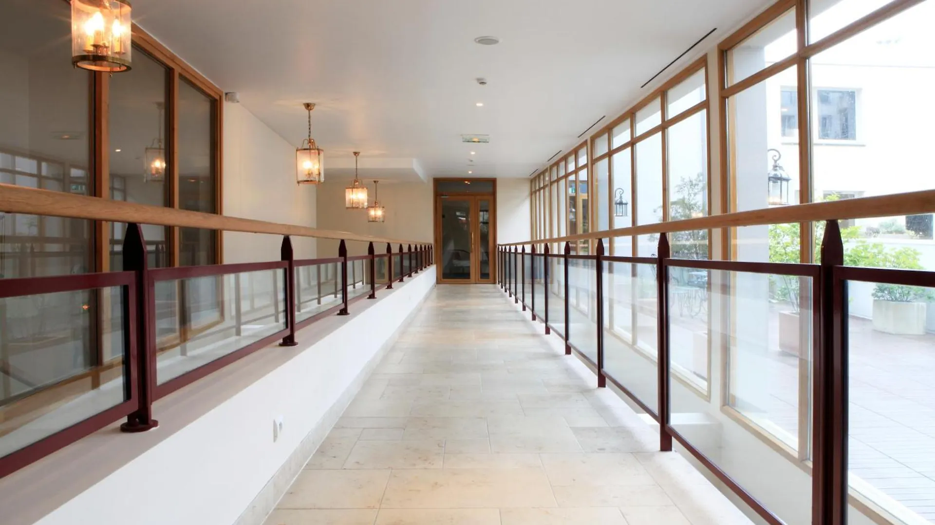 Hotel Amiral 4*