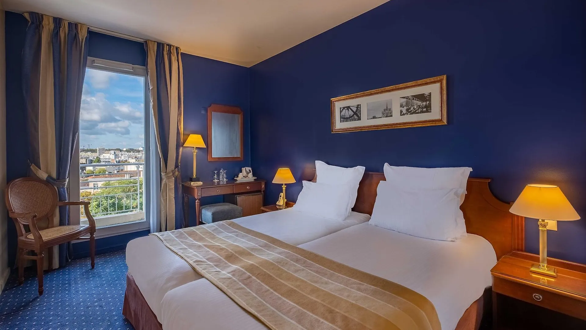 Amiral Hotel 4*